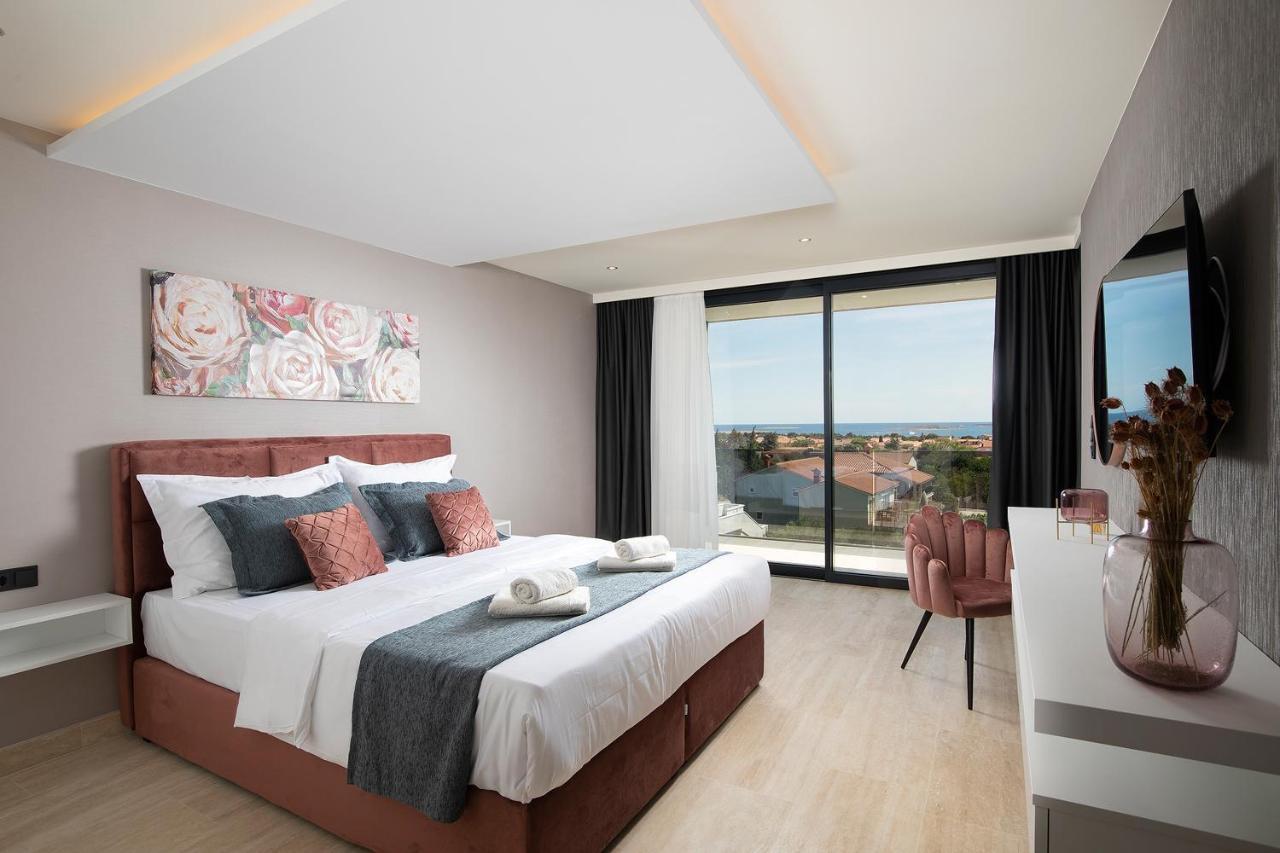 Boutique Apartments Kristo Medulin Bagian luar foto